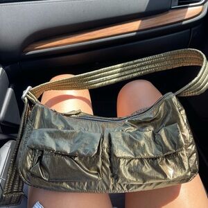 NWT Baggu Bronze Cargo Bag